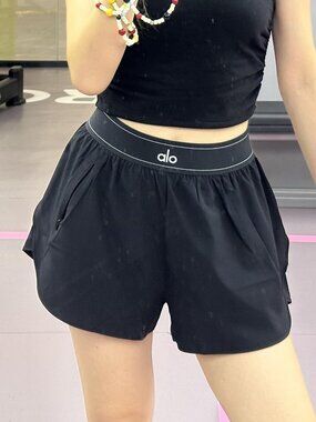 NWT ALO Yoga Match Point Shorts 🖤 Black Athletic Essential